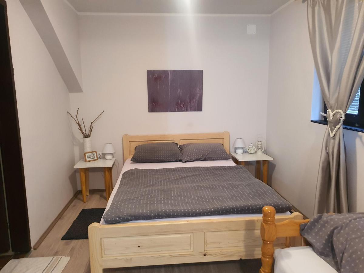 Hostelche Guest House Smederevo Exterior foto